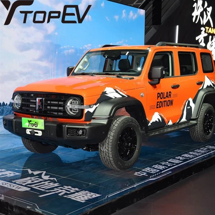 2025 GWM タンク 300 燃料 SUV